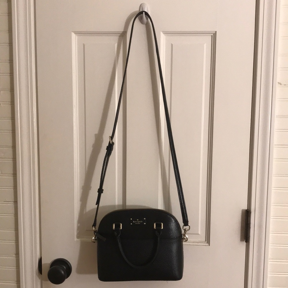 Kate Spade black cross body!